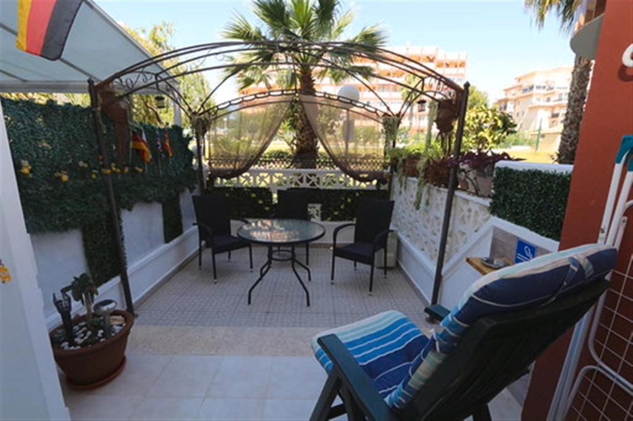 Apartamento Bonito Torremar Apartamento Torrevieja Exterior foto